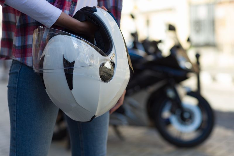 バイクで音楽!ヘルメットスピーカーの選び方・おすすめ13選