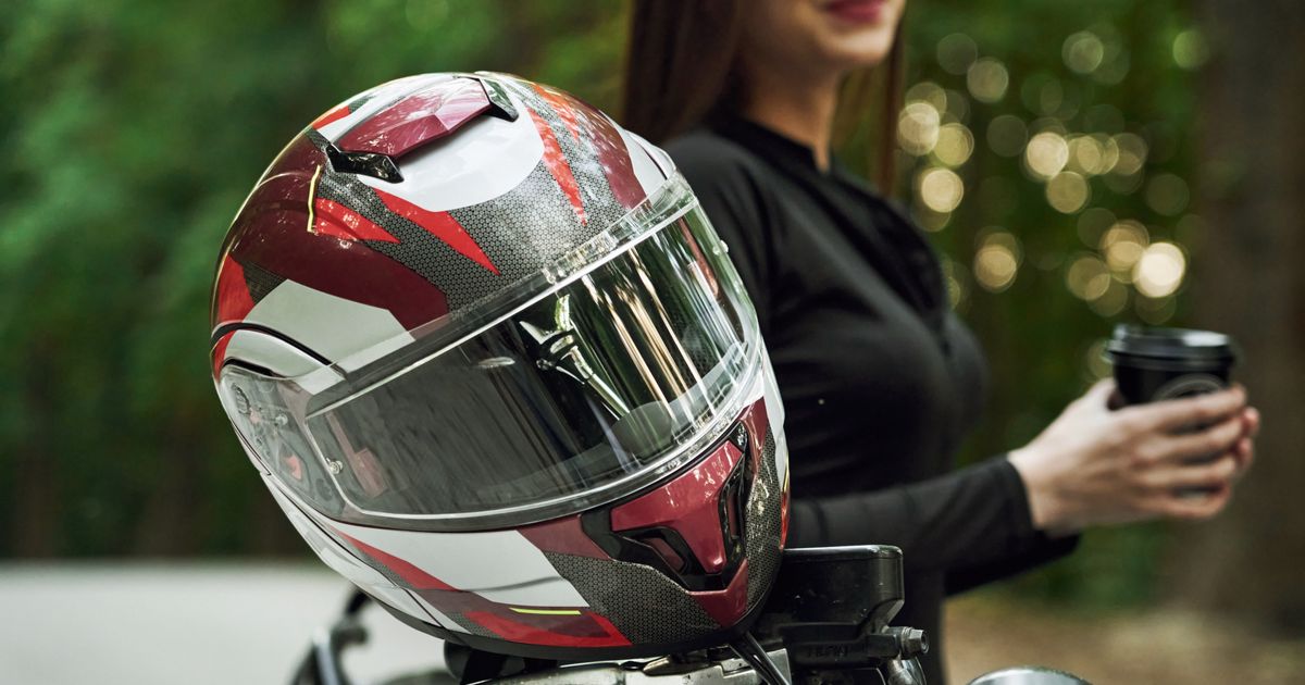 ヘルメットスピーカーおすすめ6選|バイク用Bluetooth・有線の選び方