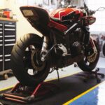 バイクスタンドはオートバイメンテの必需品！種類と選び方